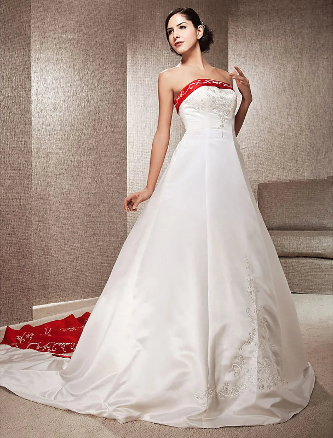 Red A-Line Strapless Satin Train Wedding Dress - Yihuiw by Yihuiw