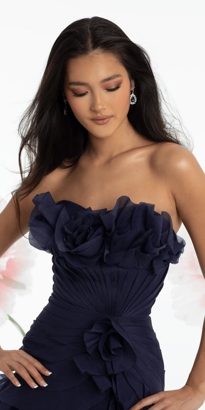 Vestido de noche glamuroso de gasa, corte sirena, sin tirantes, con flores 3D, volantes en cascada y largo hasta el suelo