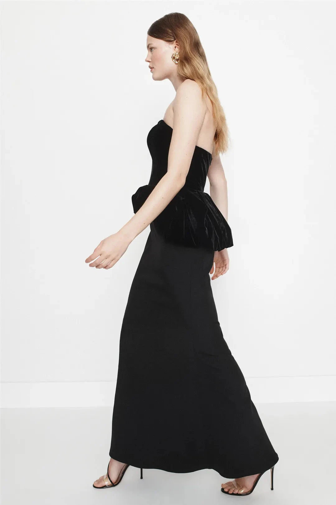 Glamorous Luxury Velvet Dramatic Peplum Mermaid Maxi Silhouette Strapless Sweetheart Neckline Sleeveless Invisible Zipper Back Closure Floor-Length Timeless Evening Dresses by LANQI DRESS