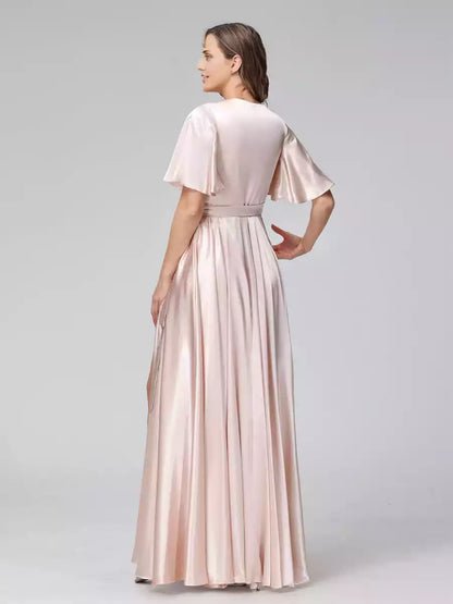 Preciosos vestidos de dama de honor de satén de seda largo, corte en A, cuello en V, media manga, con volantes y abertura lateral