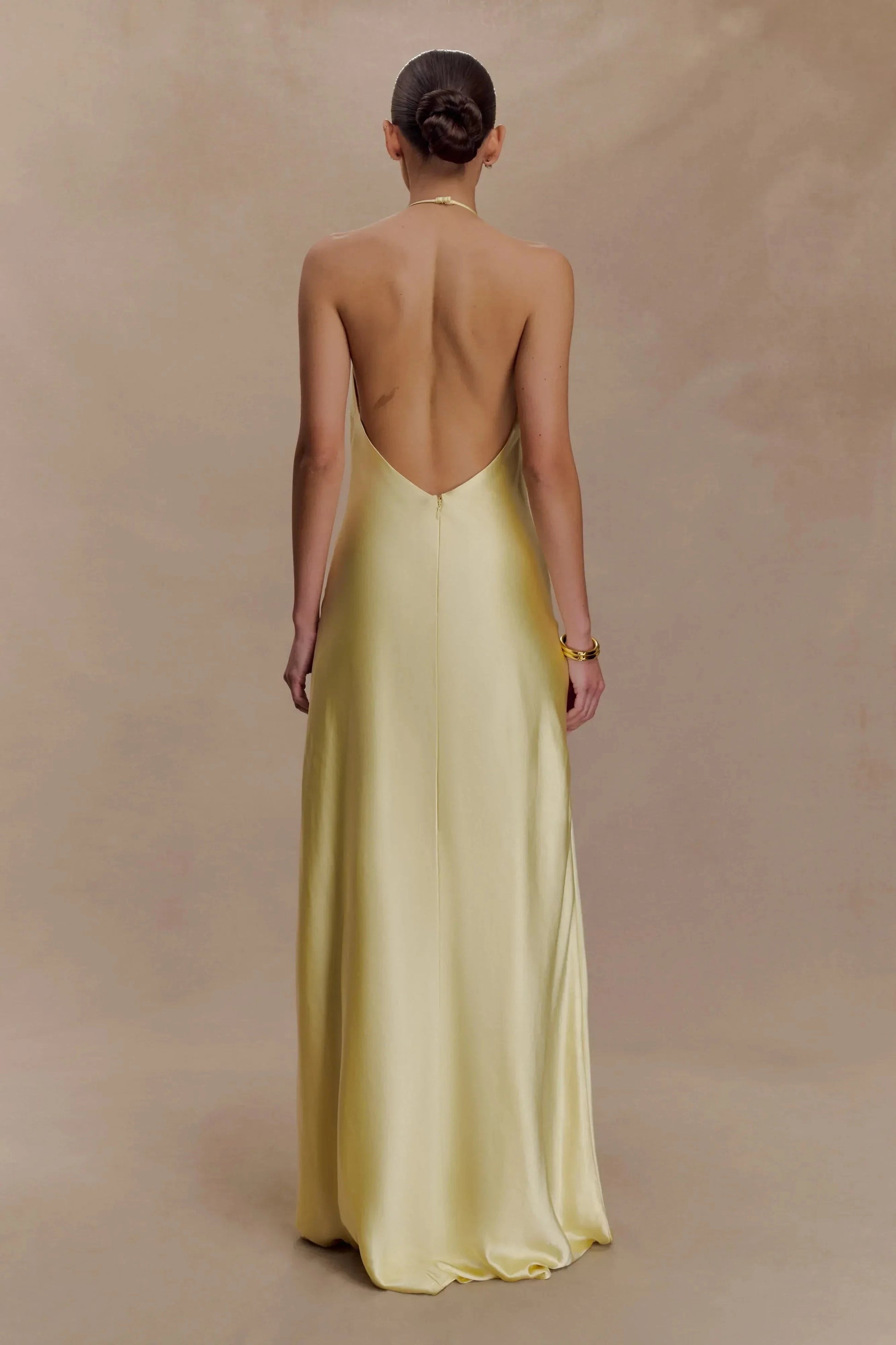 Graceful Sheath Halter Neck Sleeveless Open Back Floor Length Prom Dress by YiHuiw