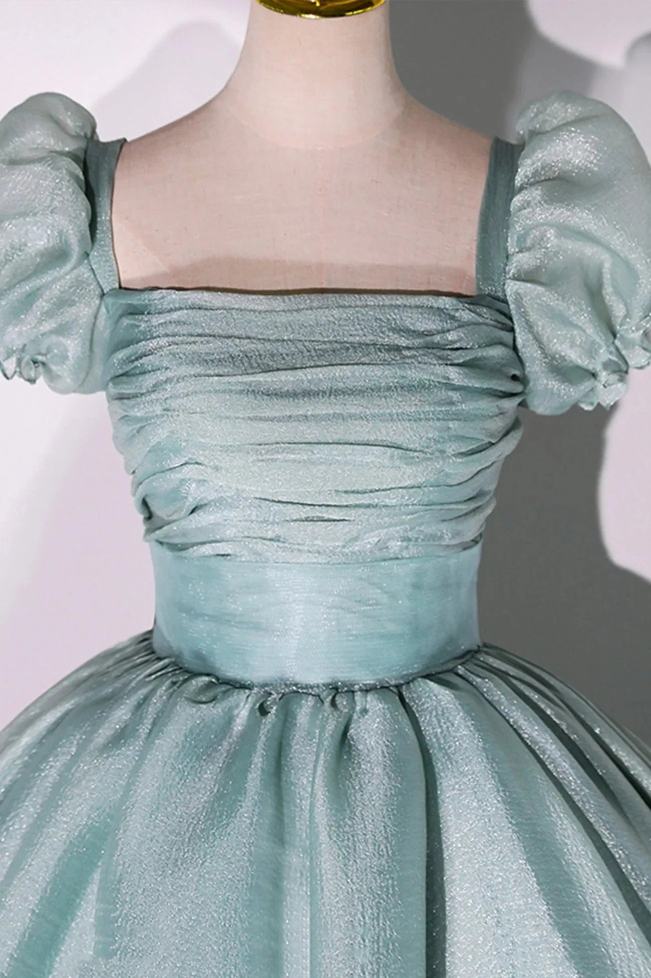 Green Tulle Long A-Line Prom Dress Cute Short Sleeve Evening Party Dress simple gentle atmospheric and unique desi Bring summer colors to enhance whitenes by YiHuiw