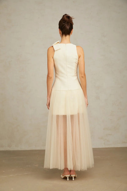 Ivory Sleeveless Maxi Dress with Crystal Bow and Tulle Skirt bowknot tulle-panelling midi dress in White Evening Dress by YiHuiw