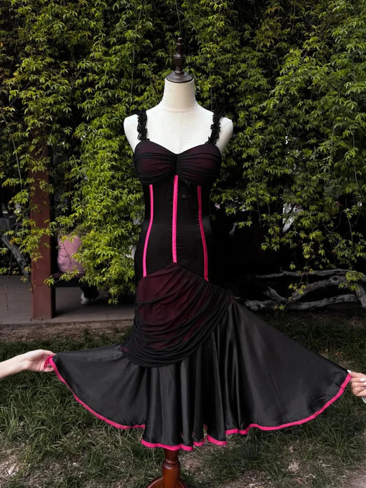 Lace Fashion Retro Elegant Exquisite Heart Shape Neck Long Tulle Sexy Prom Dress simple gentle atmospheric and unique desi Bring summer colors to enhance whiteness by YiHuiw