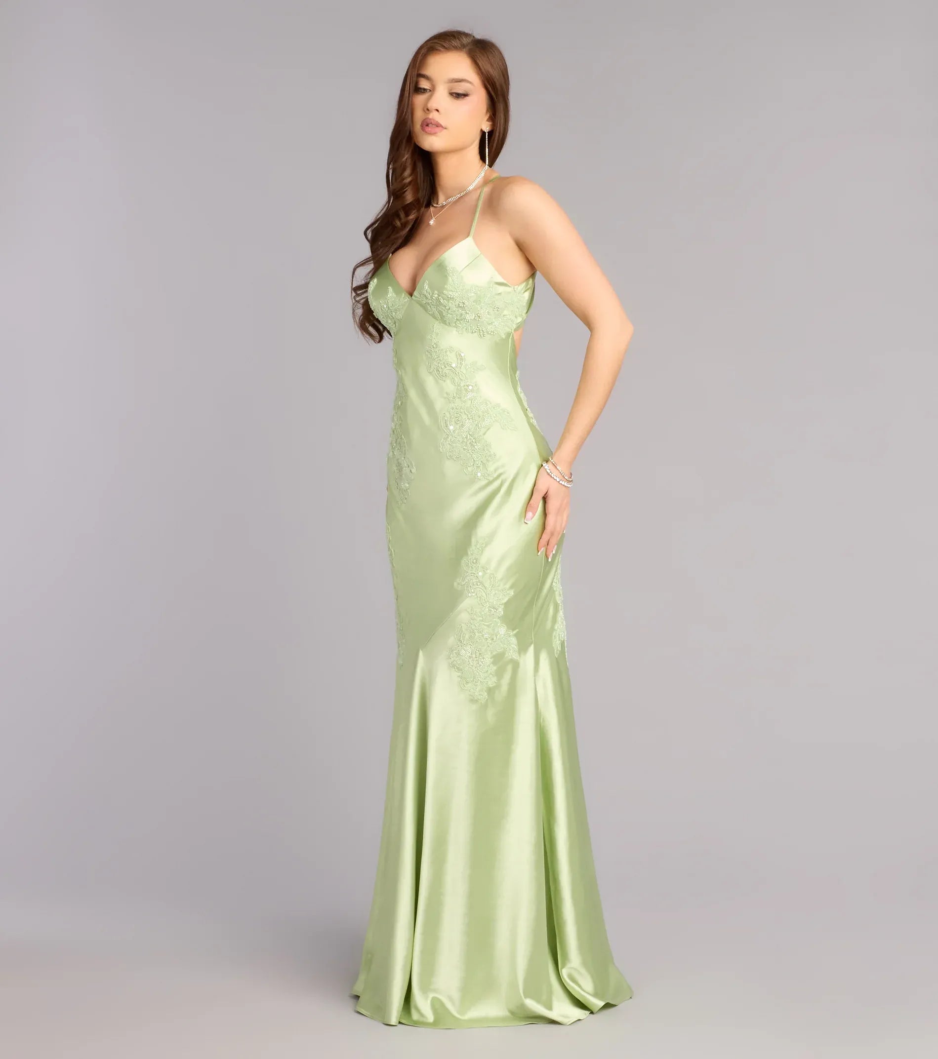 Mermaid V-Neck Satin Applique Floor-Length Wedding Dress - Yihuiw by Yihuiw