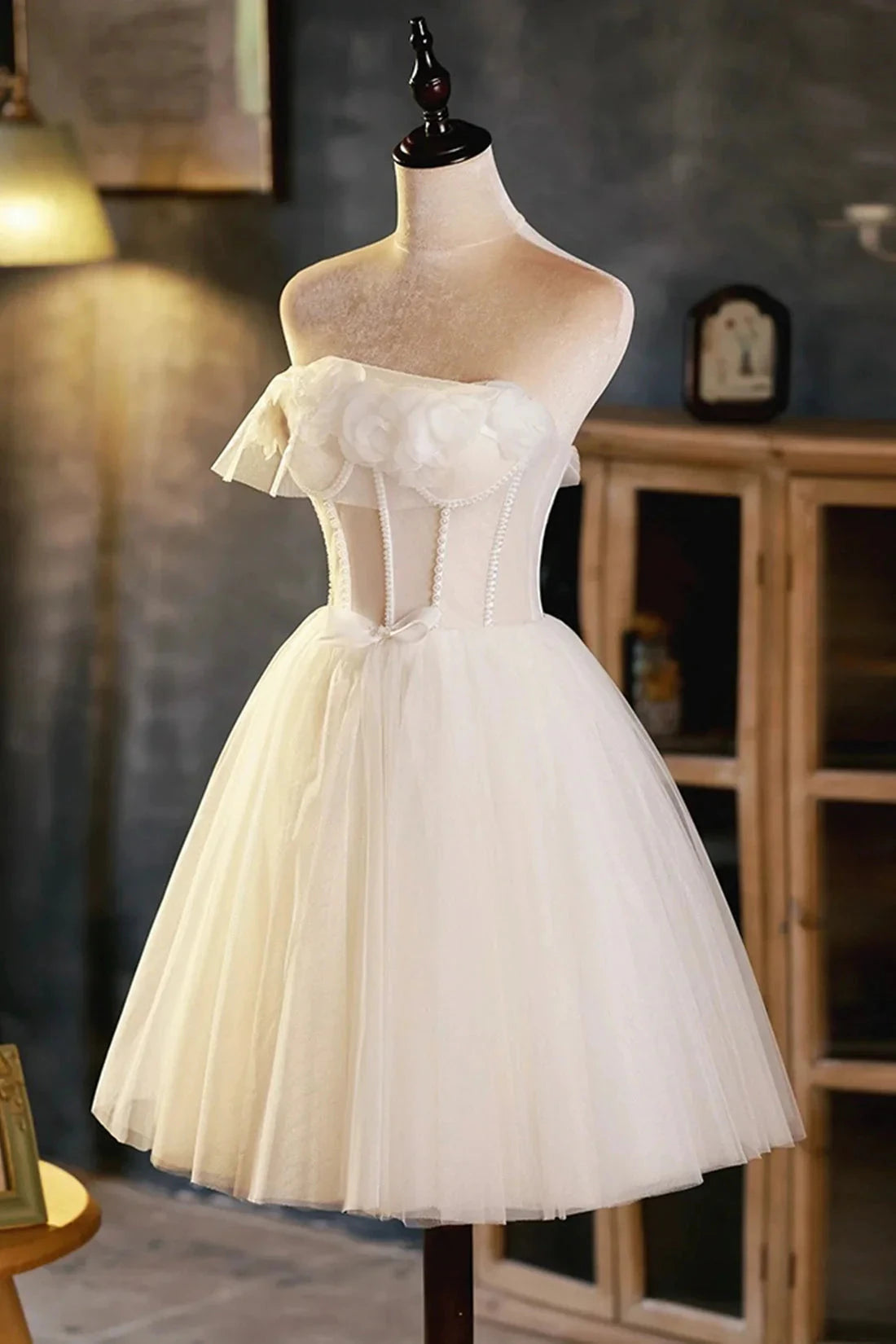 Light Champagne Strapless Tulle Short Prom Dress with 3D Flowers Cute A-Line Party Dress simple gentle atmospheric and unique desi Bring summer colors to enhance white by YiHuiw