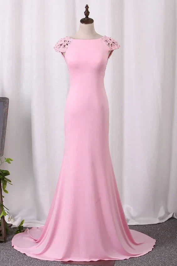 Light pink fishtail dress, one neck, shoulder lace hollow decoration, suitable for dinner parties by YiHuiw