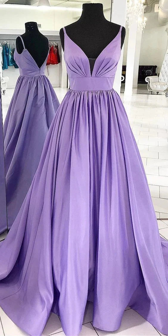 Light purple satin dress with deep V-neck strap suitable for occasions such as dinners by YiHuiw