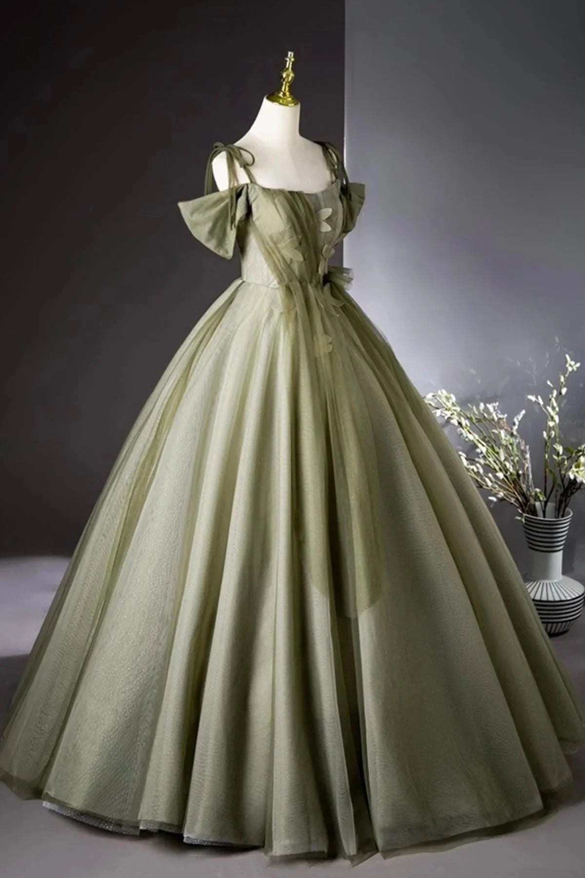 Long Prom Dress A-Line Green Evening Party Dress simple gentle atmospheric and unique desi Brin by YiHuiw