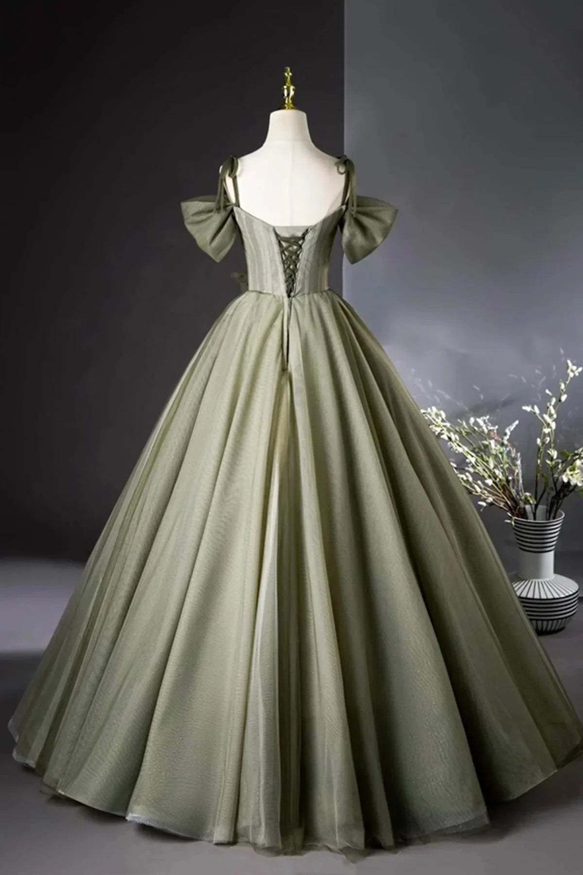 Long Prom Dress A-Line Green Evening Party Dress simple gentle atmospheric and unique desi Brin by YiHuiw