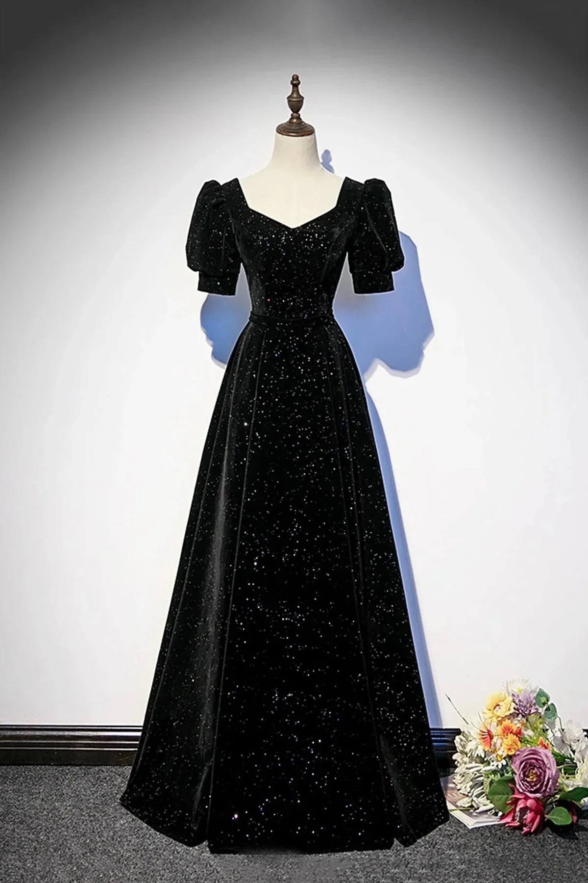Long Prom Dress A-Line Short Sleeve Evening Party Dress simple gentle atmospheric and unique desi Brin by YiHuiw