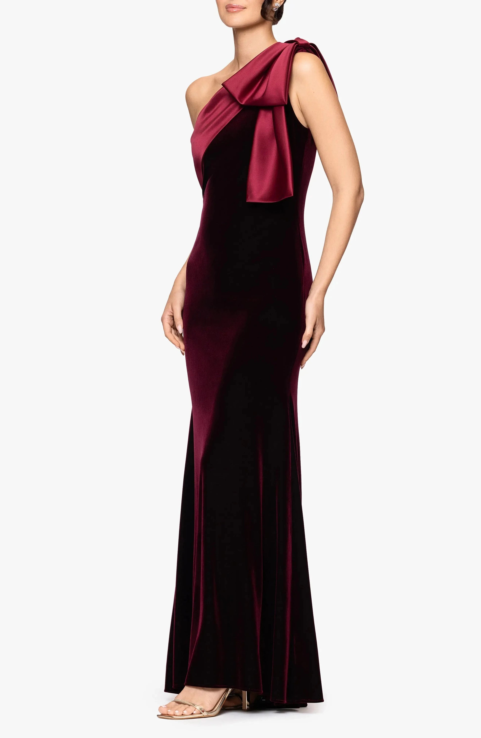 Luxe Mermaid One-Shoulder Sleeveless Solid Back Floor Length Hot Sale Prom Dress by YiHuiw