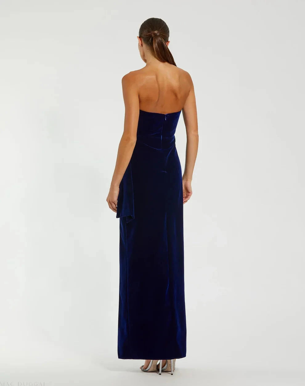 Luxurious Form-Fitting Mermaid Strapless Sweetheart Sleeveless Ruched Back Maxi Formal Evening Dress by LANQI DRESS