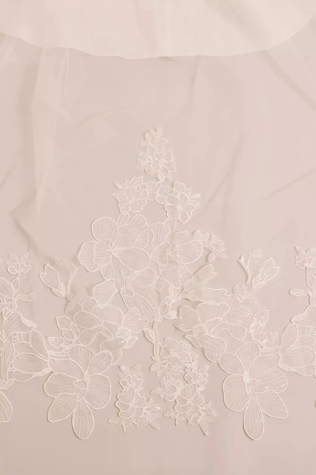 Luxury Floral Lace Appliqué Cathedral Length Bridal Veil by YiHuiw