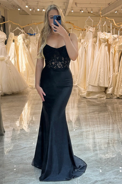 Vestido de graduación azul marino de satén con corte sirena y escote corazón – Elegante vestido de noche sin tirantes