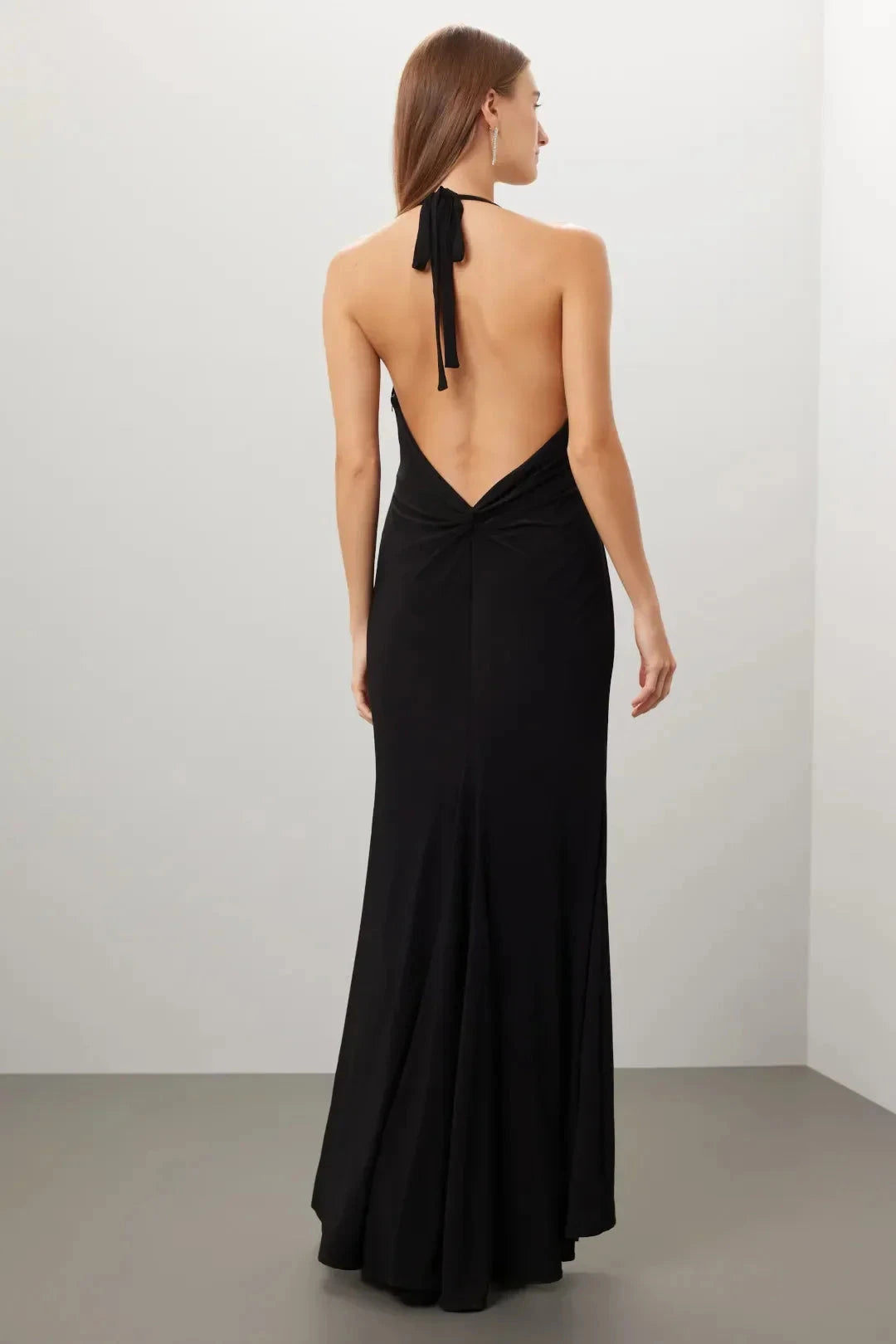 Minimalist-Lux A-Line Halter Neck Sleeveless Knot-Front Open-Back Floor-Length Evening Dress by YiHuiw