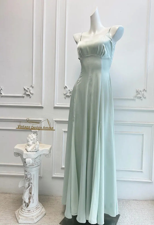 Minimalist Satin A-Line Square Neck Spaghetti Strap Evening Dress