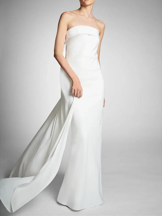 Minimalist Strapless Sweetheart Neck Crepe Mermaid Wedding Dress with Detachable Chapel Train & Crystal Bow Accent