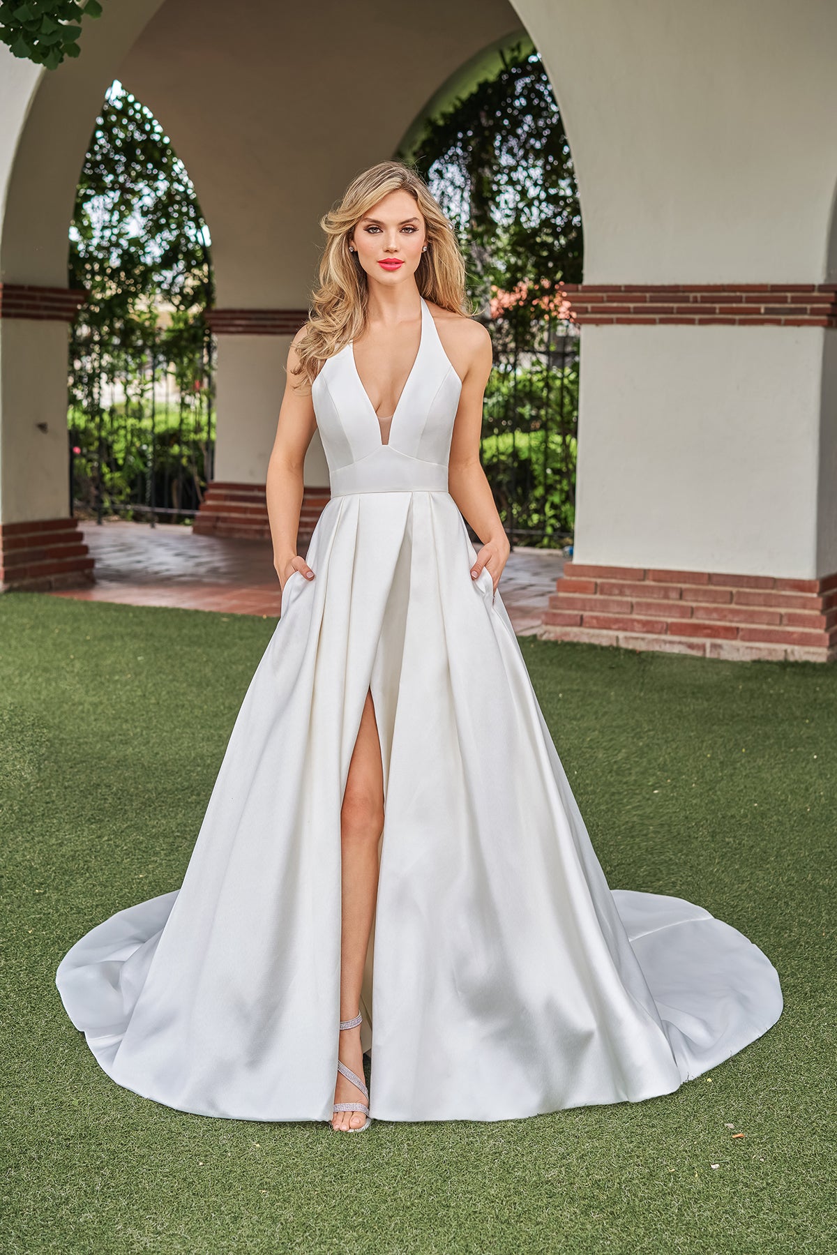 Modern Satin A-Line Halter V-Neck High-Slit Low-Back Train Wedding Dress