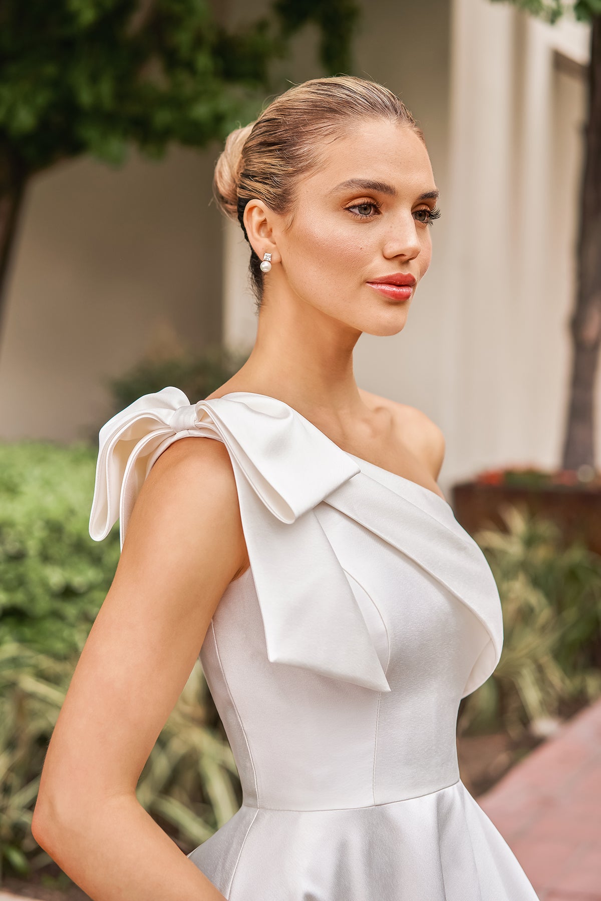 Modern Satin Ballgown One-Shoulder Bow-Detail Low-Back Button-Detail Train Wedding Dress