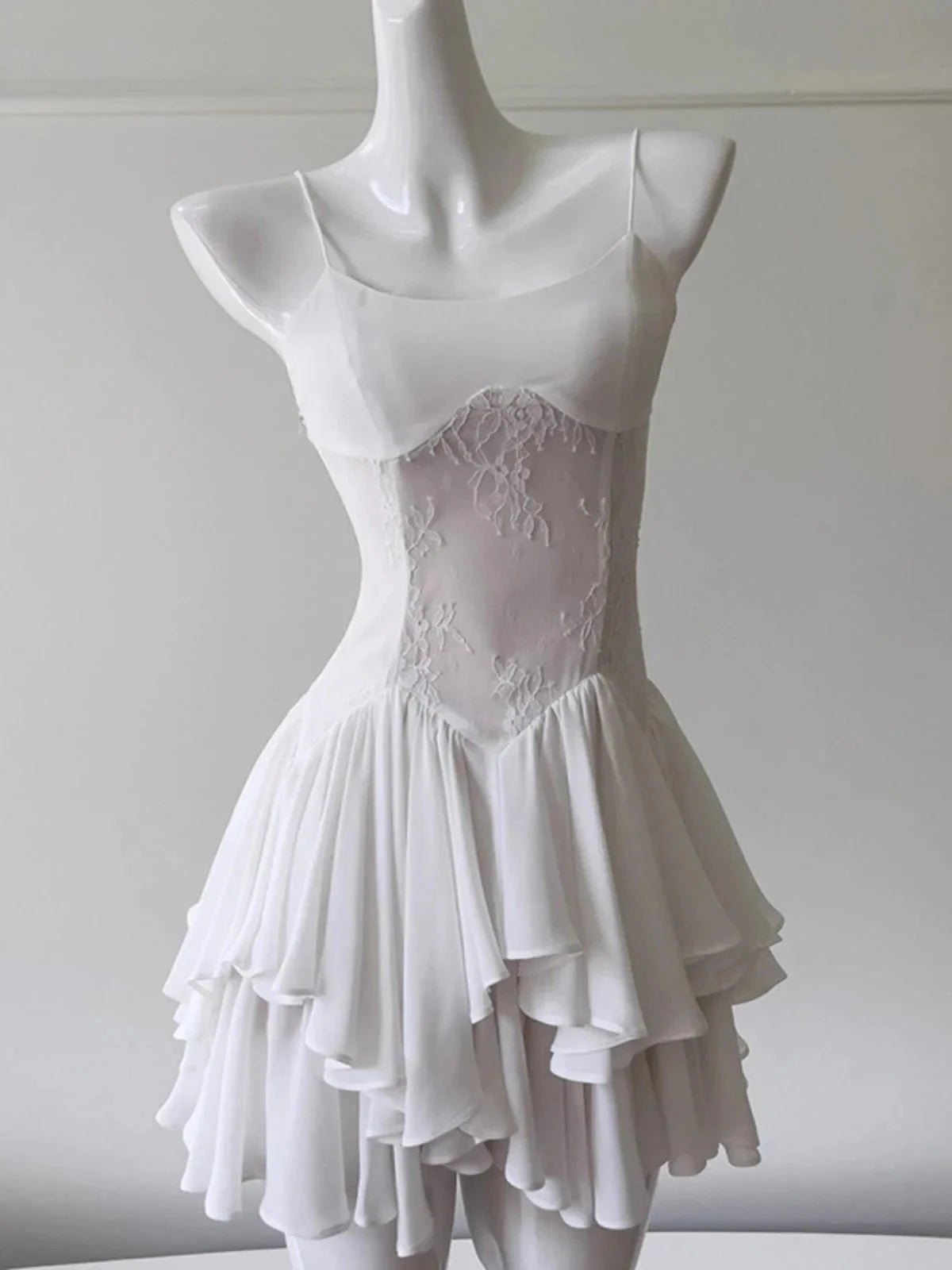 Modest A Line Spaghetti Straps White Chiffon Short Formal Homecoming Dress Middle School Short 20th Birthday Outfits Graduation Dress Cocktail Dresses by YiHuiw
