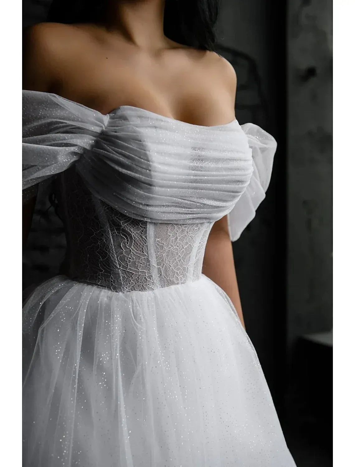 Off-Shoulder Tulle Lace-Up Back Midi Wedding Dress - Yihuiw by Yihuiw