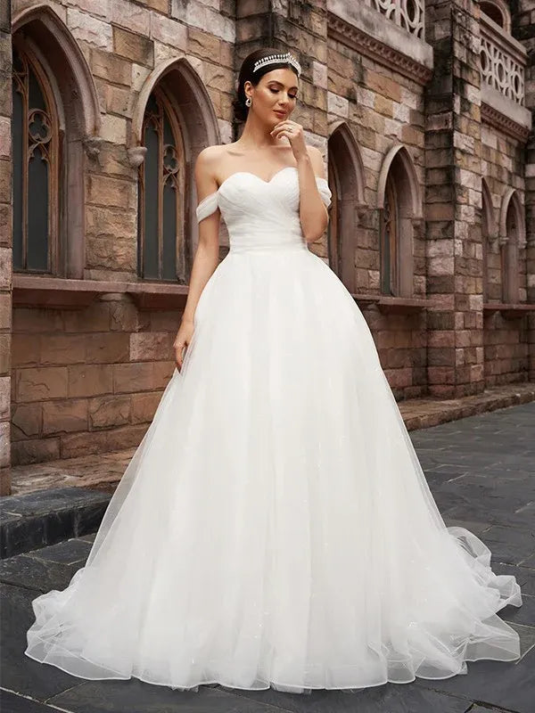 Ball Gown Sweetheart Tulle Train Wedding Gown - Yihuiw by Yihuiw