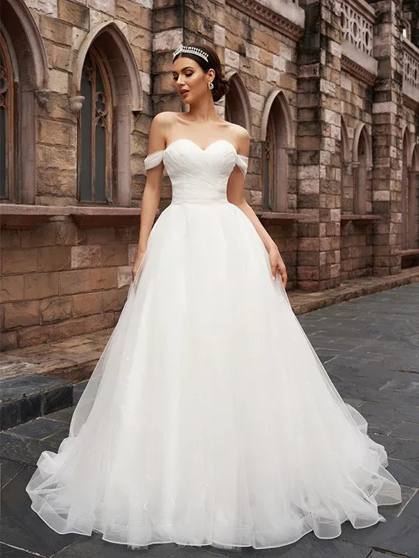 Ball Gown Sweetheart Tulle Train Wedding Gown - Yihuiw by Yihuiw