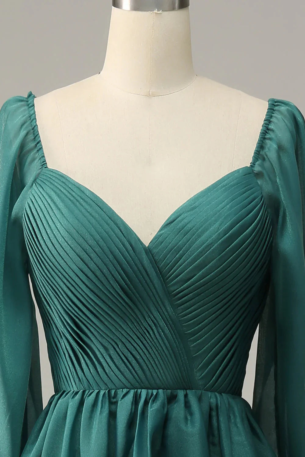 Elegante vestido de noche de satén y gasa color esmeralda con escote en V profundo y mangas largas – Vestido largo formal de corte en A