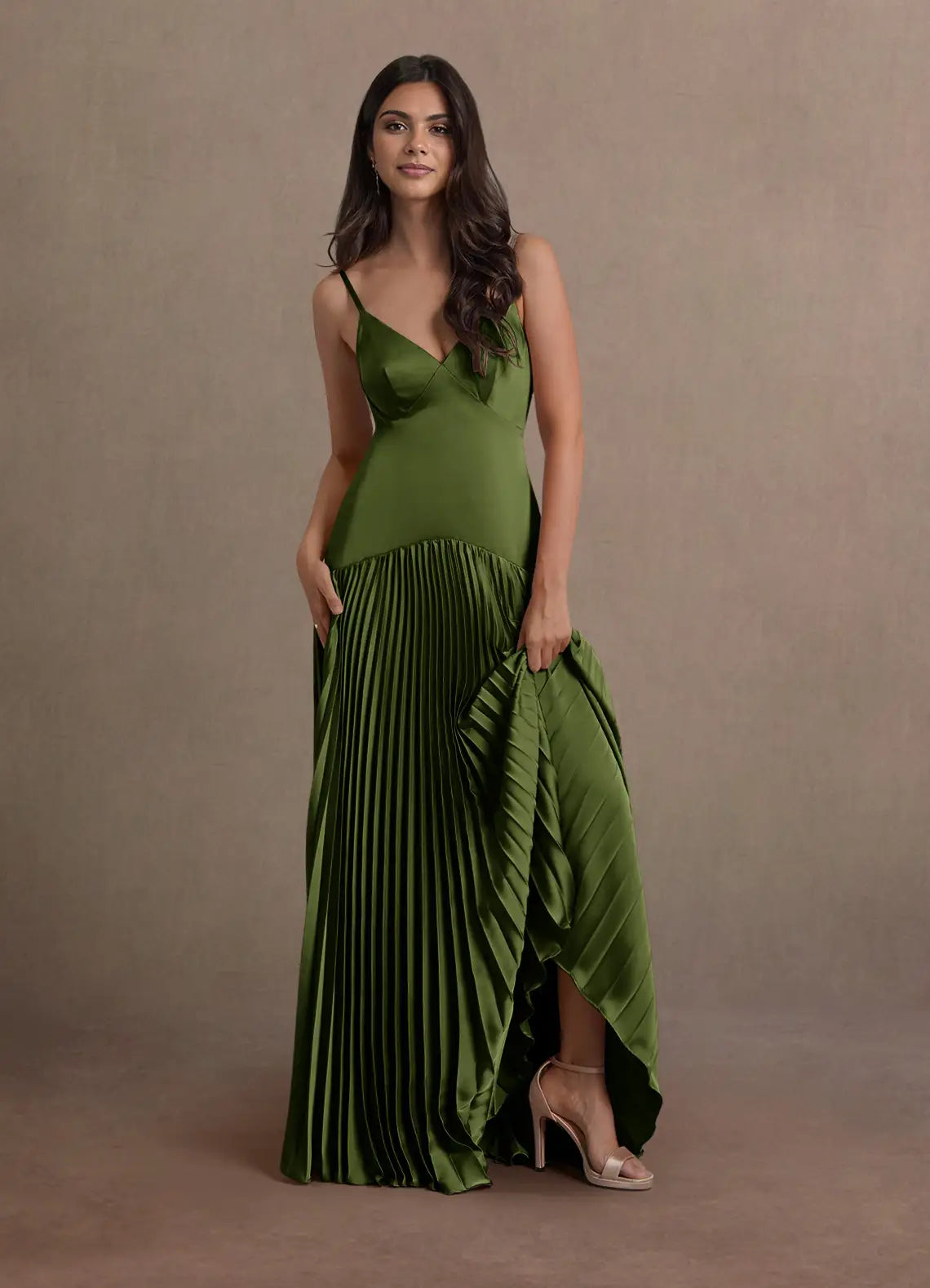 V-Neck Satin Pleated Floor-Length Wedding Dress - Yihuiw by Yihuiw