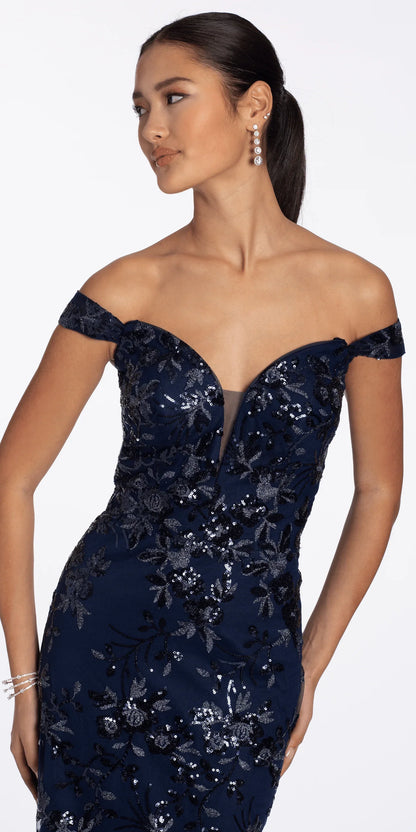 Vestido de noche opulento con escote de hombros caídos, bordado floral de lentejuelas y cola de sirena