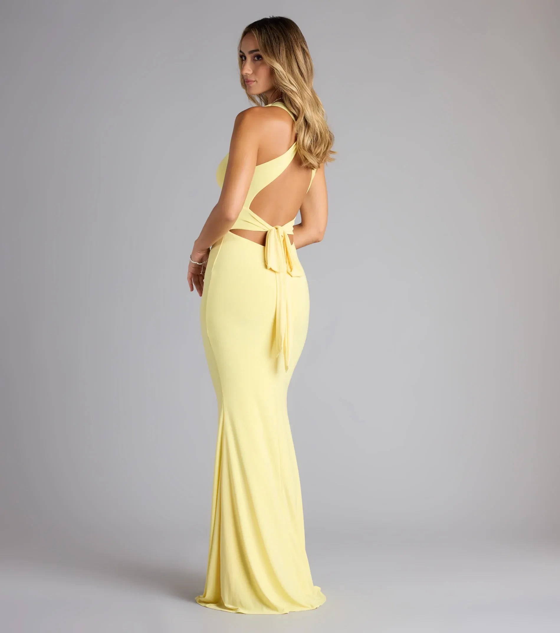 Yellow Mermaid Halter Cutout Floor-Length Wedding Dress - Yihuiw by Yihuiw