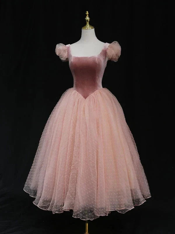 Pink tulle short prom dress pink tulle homecoming dress simple gentle atmospheric and unique desi Bring summer colors to enhance whitenes by YiHuiw