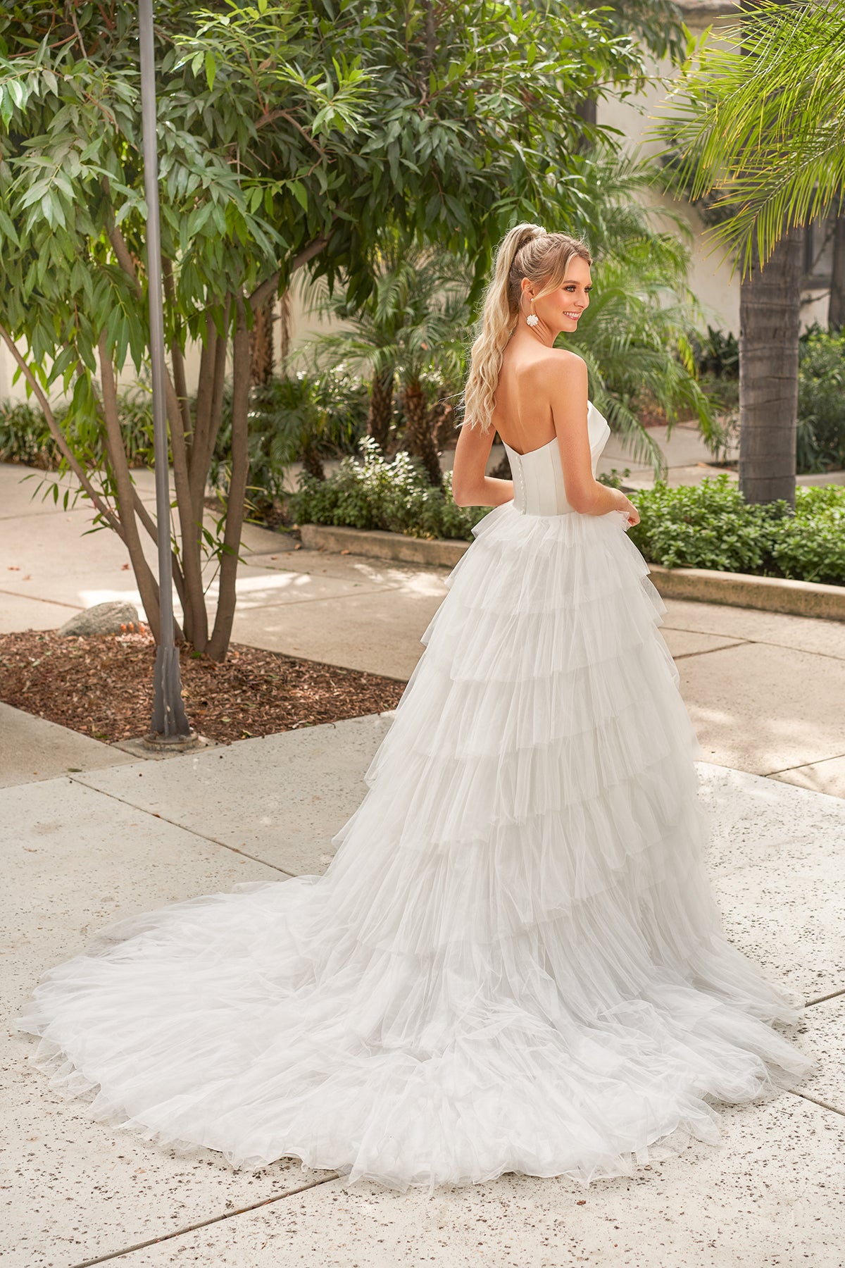Playful Tulle Ballgown Strapless Cowl-Neck Tiered-Skirt Low-Back Train Wedding Dress