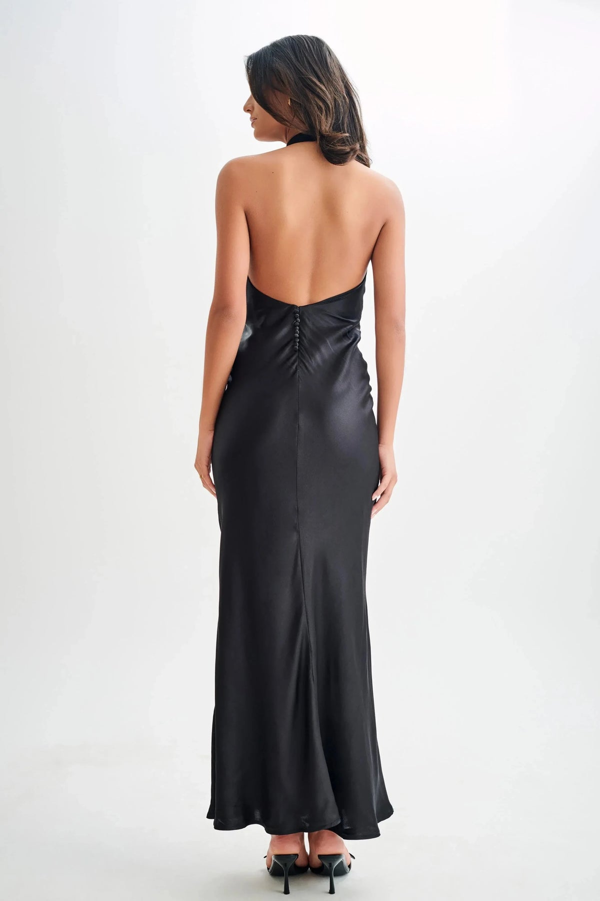 Pretty Sheath Halter Neck Sleeveless Open Back Floor Length Prom Dress by YiHuiw