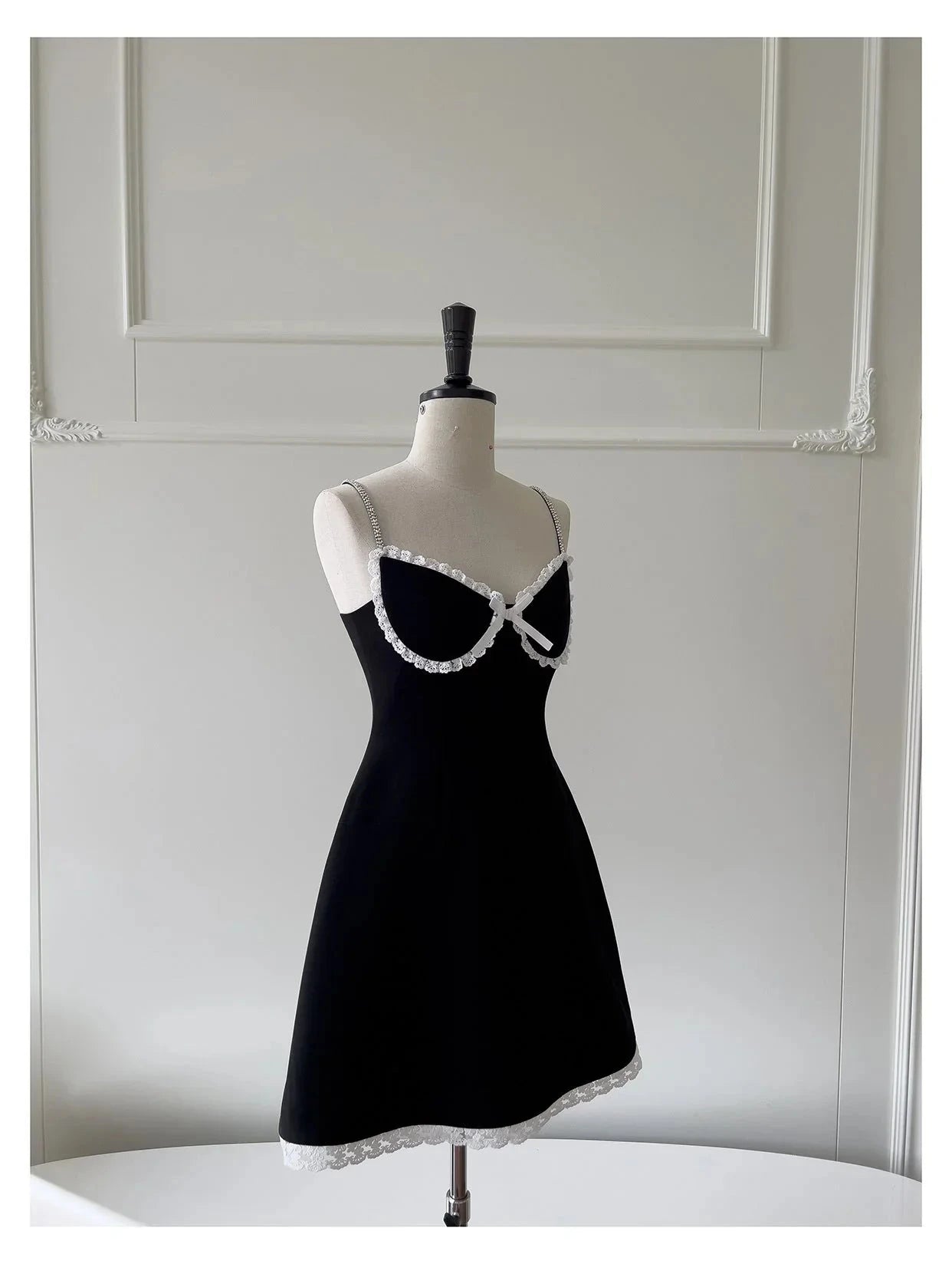 Pretty A Line Spaghetti Straps Black Satin Short Formal Homecoming Dresses Middle School Short 21st Birthday Outfits Graduation Dress Mini Cocktail Dresses by YiHuiw