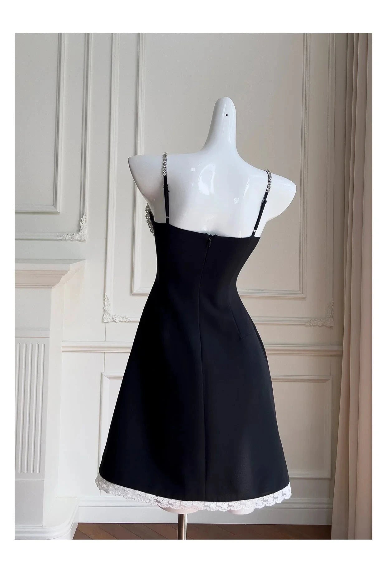 Pretty A Line Spaghetti Straps Black Satin Short Formal Homecoming Dresses Middle School Short 21st Birthday Outfits Graduation Dress Mini Cocktail Dresses by YiHuiw