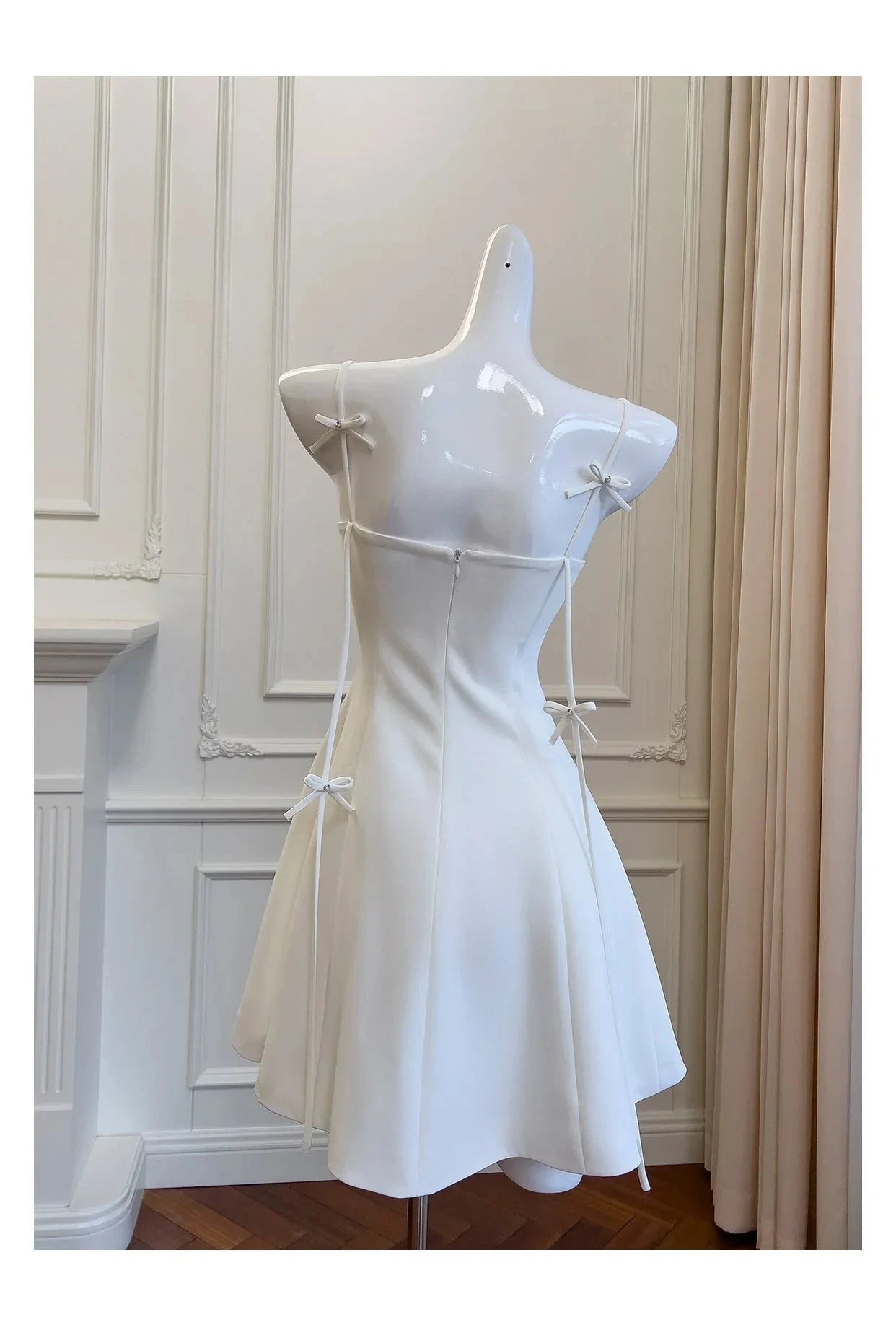 Pretty A Line Spaghetti Straps White Short Formal Homecoming Dresses Middle School Short 21st Birthday Outfits Graduation Dress Mini Cocktail Dresses by YiHuiw