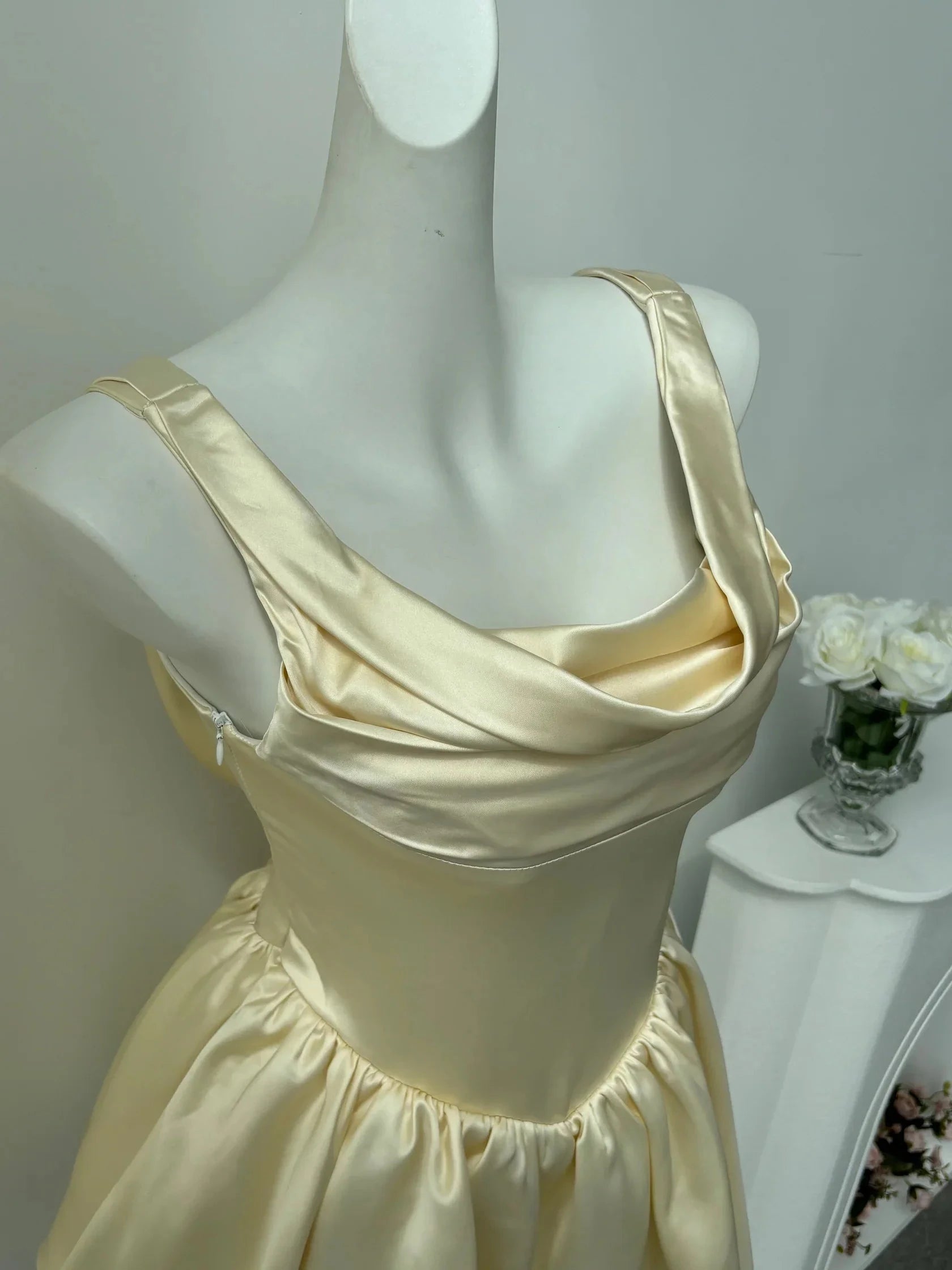 Pretty A line Square Neck Champagne Satin Formal Homecoming Dresses Short 16th Birthday Outfits Graduation Dress Mini Cocktail Dresses by YiHuiw
