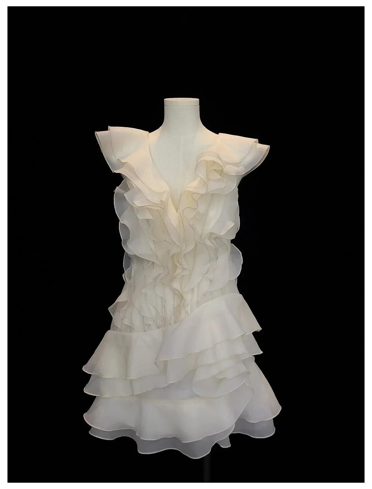 Pretty A line V Neck Ivory Chiffon Short Formal Homecoming Dresses Middle School Short 21st Birthday Outfits Graduation Dress Mini Cocktail Dresses by YiHuiw