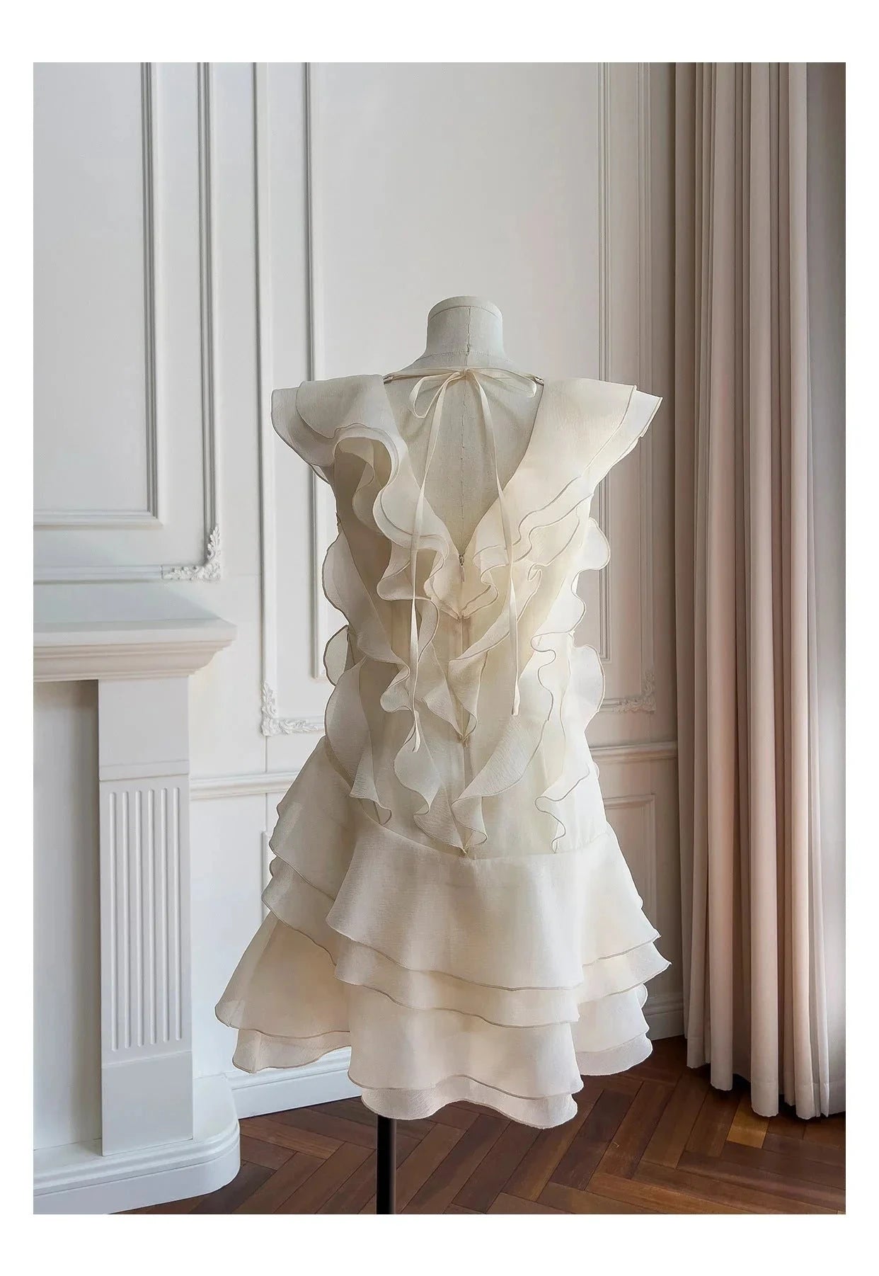 Pretty A line V Neck Ivory Chiffon Short Formal Homecoming Dresses Middle School Short 21st Birthday Outfits Graduation Dress Mini Cocktail Dresses by YiHuiw