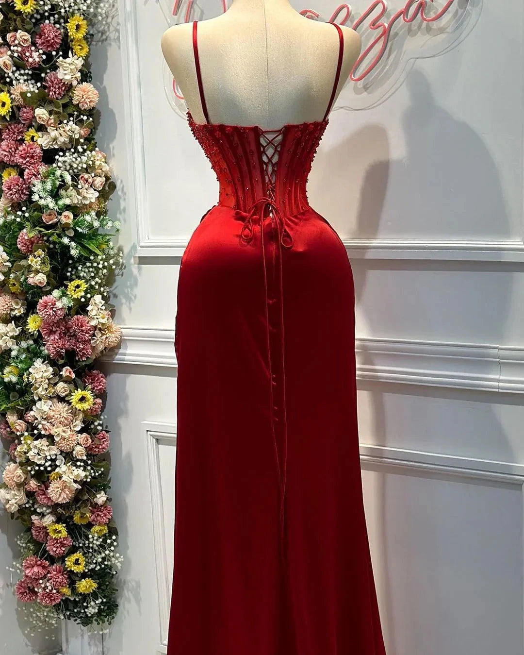 Red Prom Dress with Slit Open Backs Fitted Long Evening Gown simple gentle atmospheric and unique desi Bring summer colors to enhance whiteness by YiHuiw