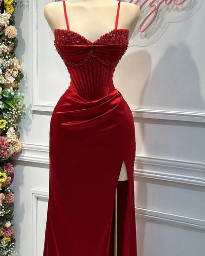 Red Prom Dress with Slit Open Backs Fitted Long Evening Gown simple gentle atmospheric and unique desi Bring summer colors to enhance whiteness by YiHuiw