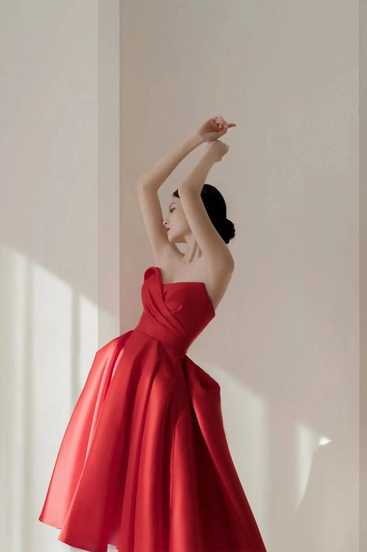 Red Satin Short A-Line Prom Dress Red Strapless Homecoming Party Dress simple gentle atmospheric and unique desi Bring summer colors to enhance whitenes by YiHuiw