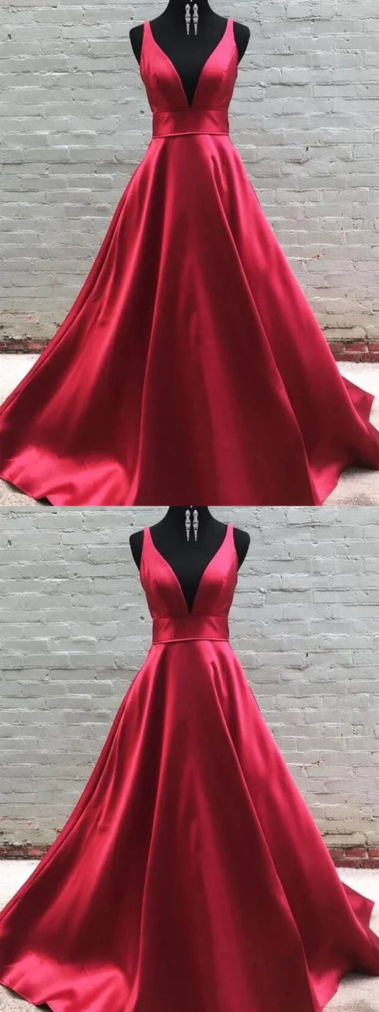 Red deep V-strap long dress dress with deep V-neckline and thin straps suitable for dinners, red carpets, etc by YiHuiw
