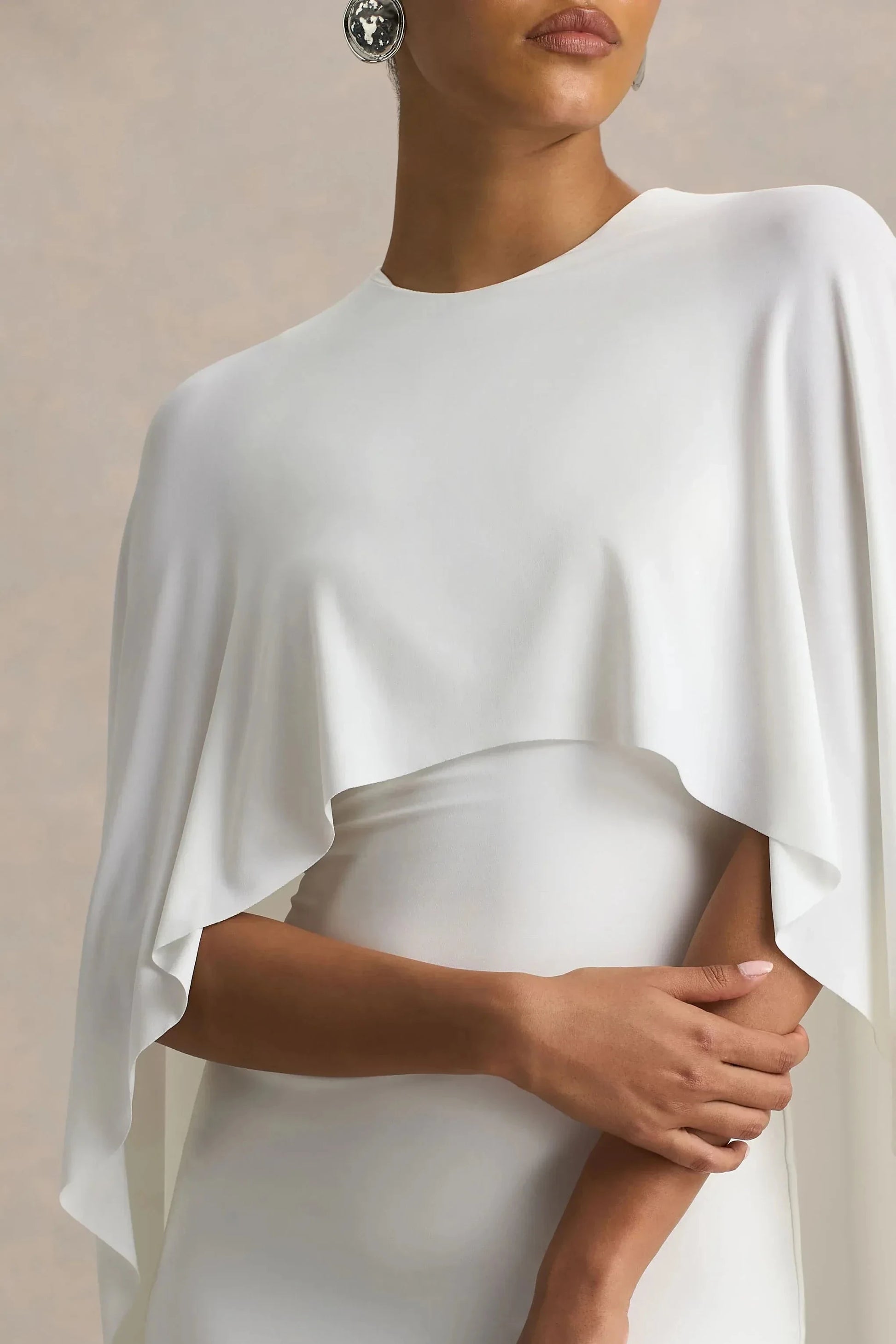 Regal Mermaid Crew Neck Cape Sleeve Floor Length Prom Dress by YiHuiw