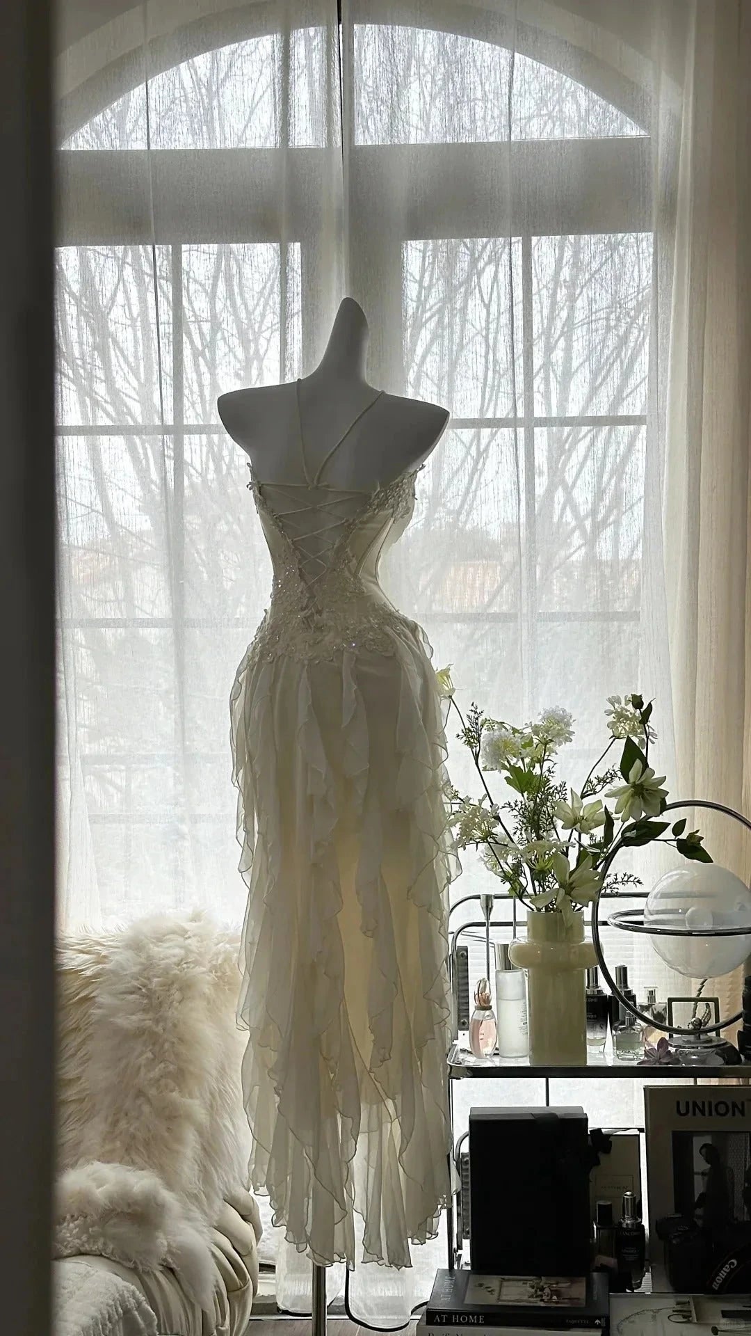 Romantic Elegant Exquisite Beaded Backless Long Chiffon Ruffle Homecoming Dress simple gentle atmospheric and unique desi Bring summer colors to enhance whiteness by YiHuiw