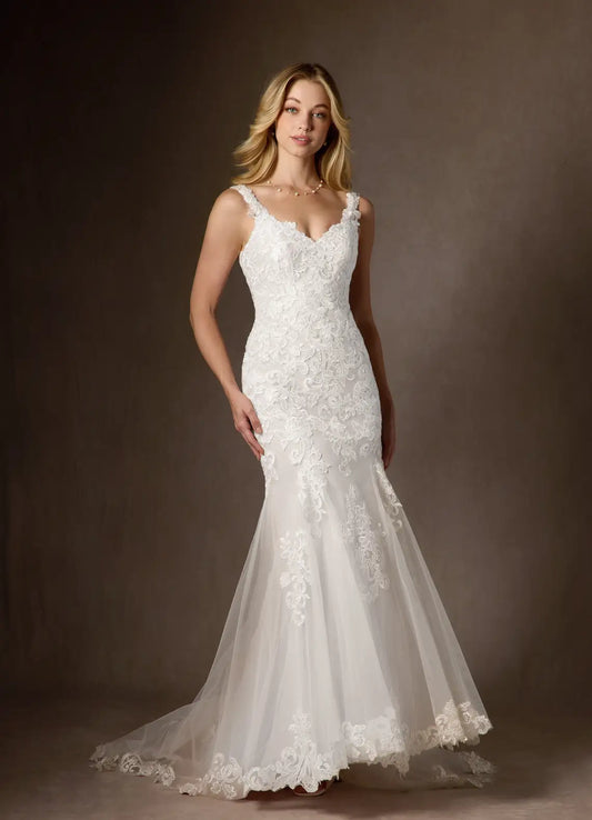 Romantic lace mermaid sweetheart spaghetti strap low-back chapel train studio wedding dress