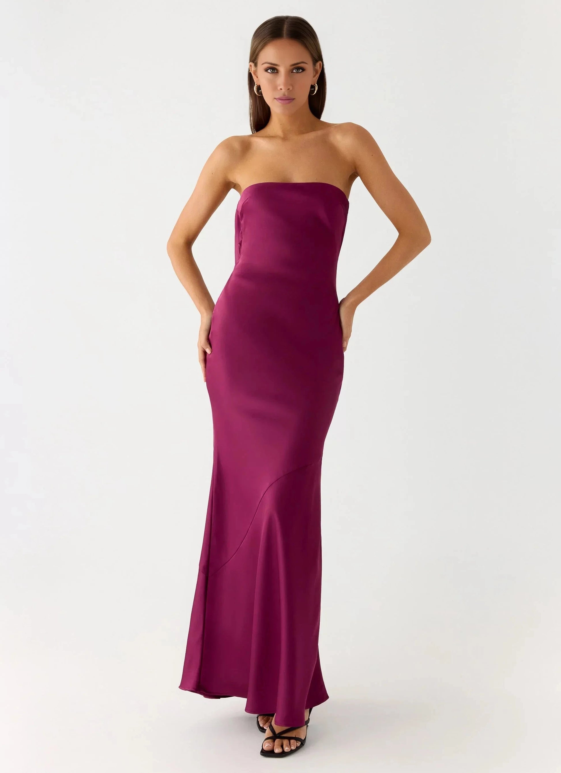 Satin-Smooth Off the Shoulder Neck Strapless Sleeveless Backless Mermaid Floor-Length Prom Dress by YiHuiw