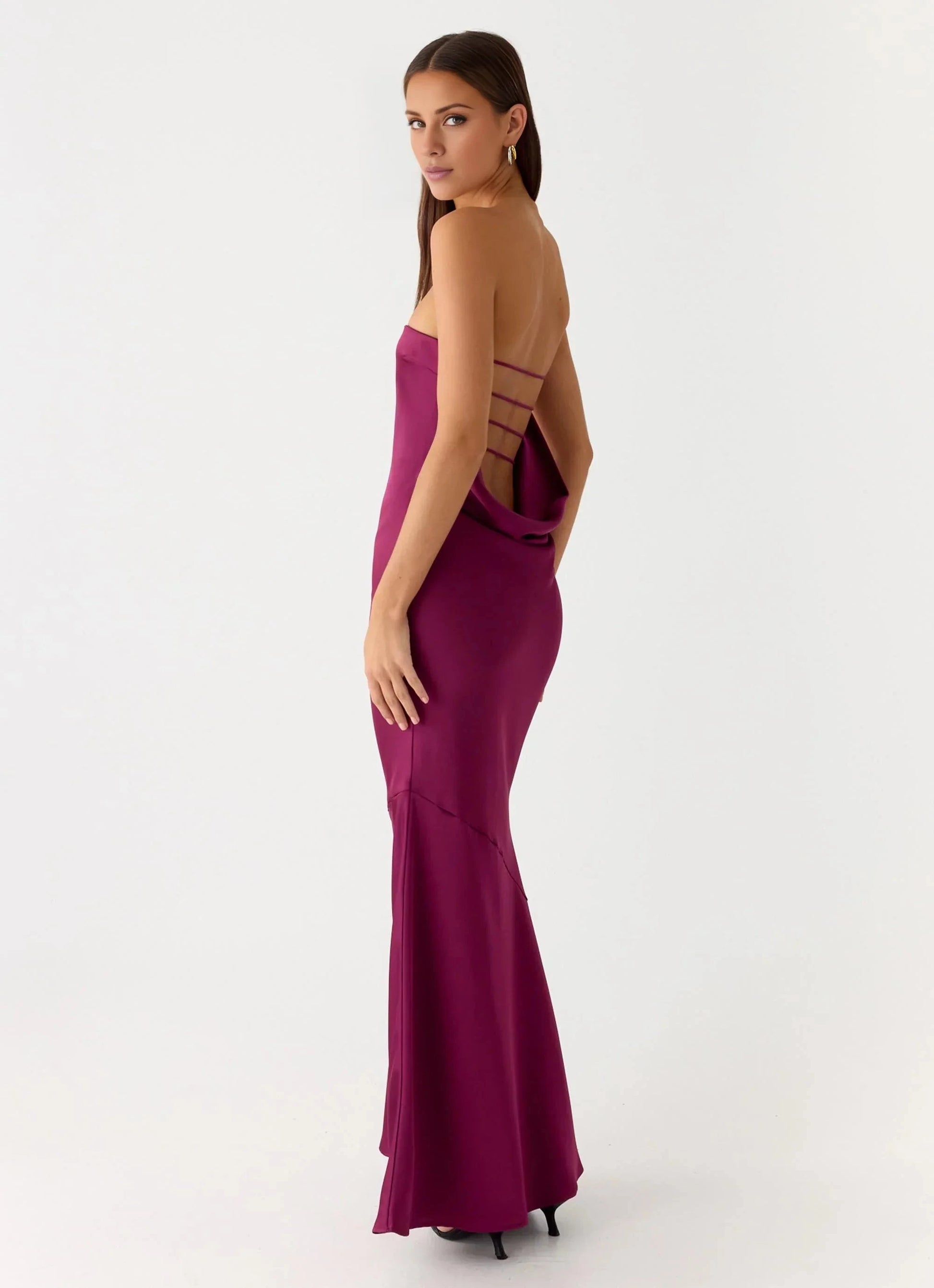 Satin-Smooth Off the Shoulder Neck Strapless Sleeveless Backless Mermaid Floor-Length Prom Dress by YiHuiw